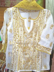 Manufacturers Exporters and Wholesale Suppliers of Girls Suit and Tops 002 Mumbai Maharashtra